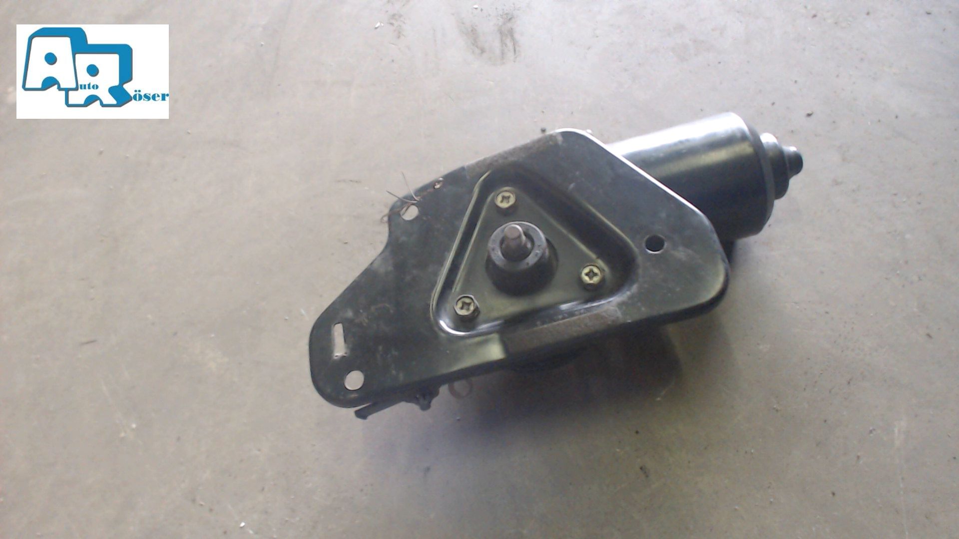 SCHEIBENWISCHERMOTOR HINTEN