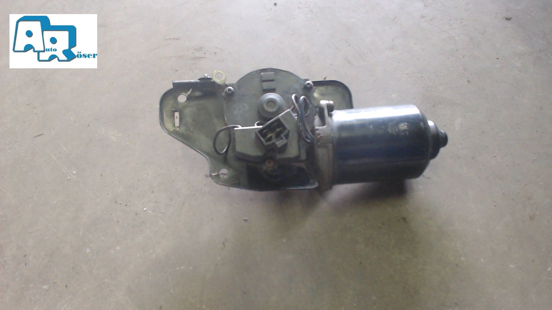 SCHEIBENWISCHERMOTOR HINTEN