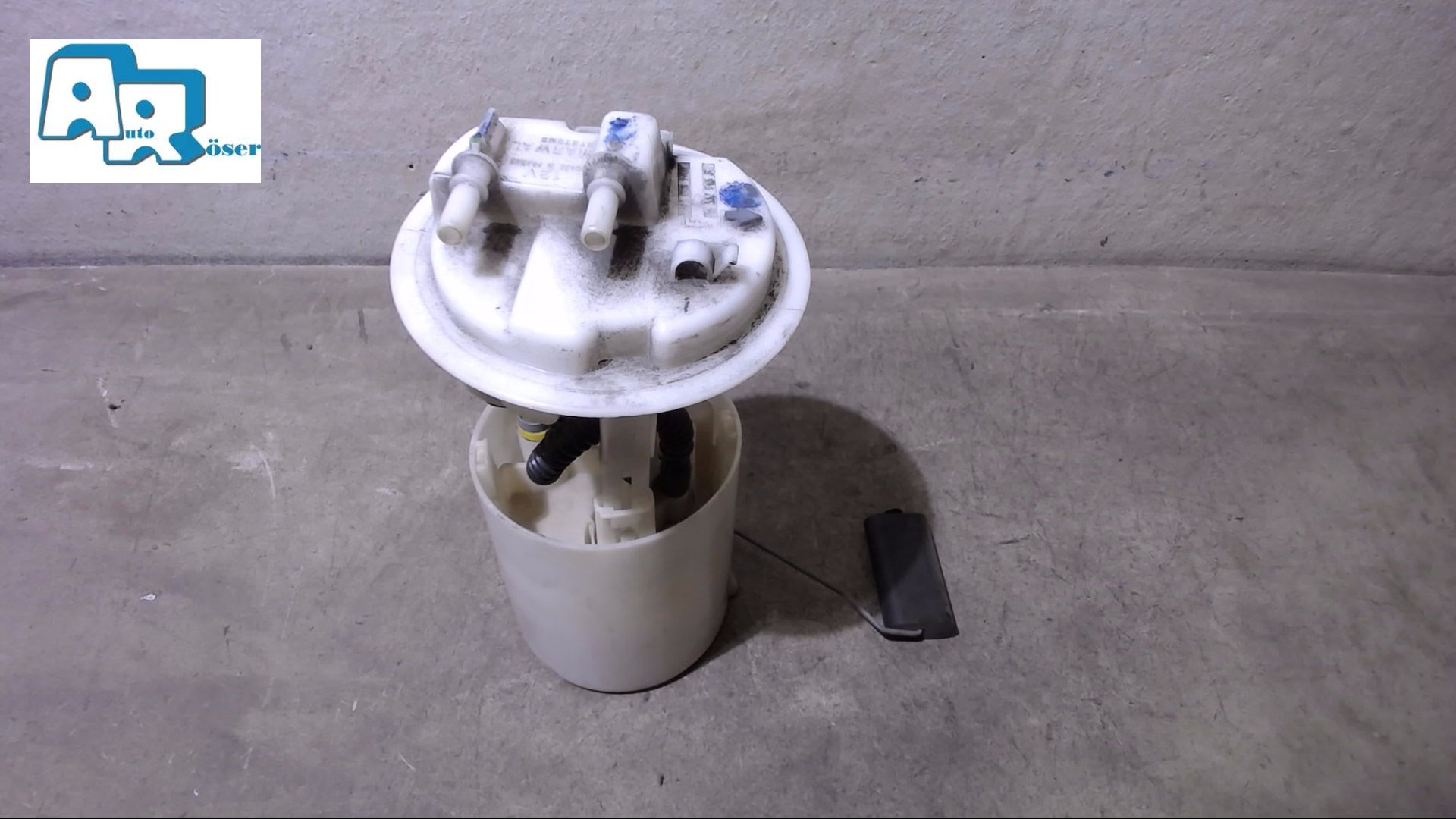 KRAFSTOFFGEBER MIT PUMPE