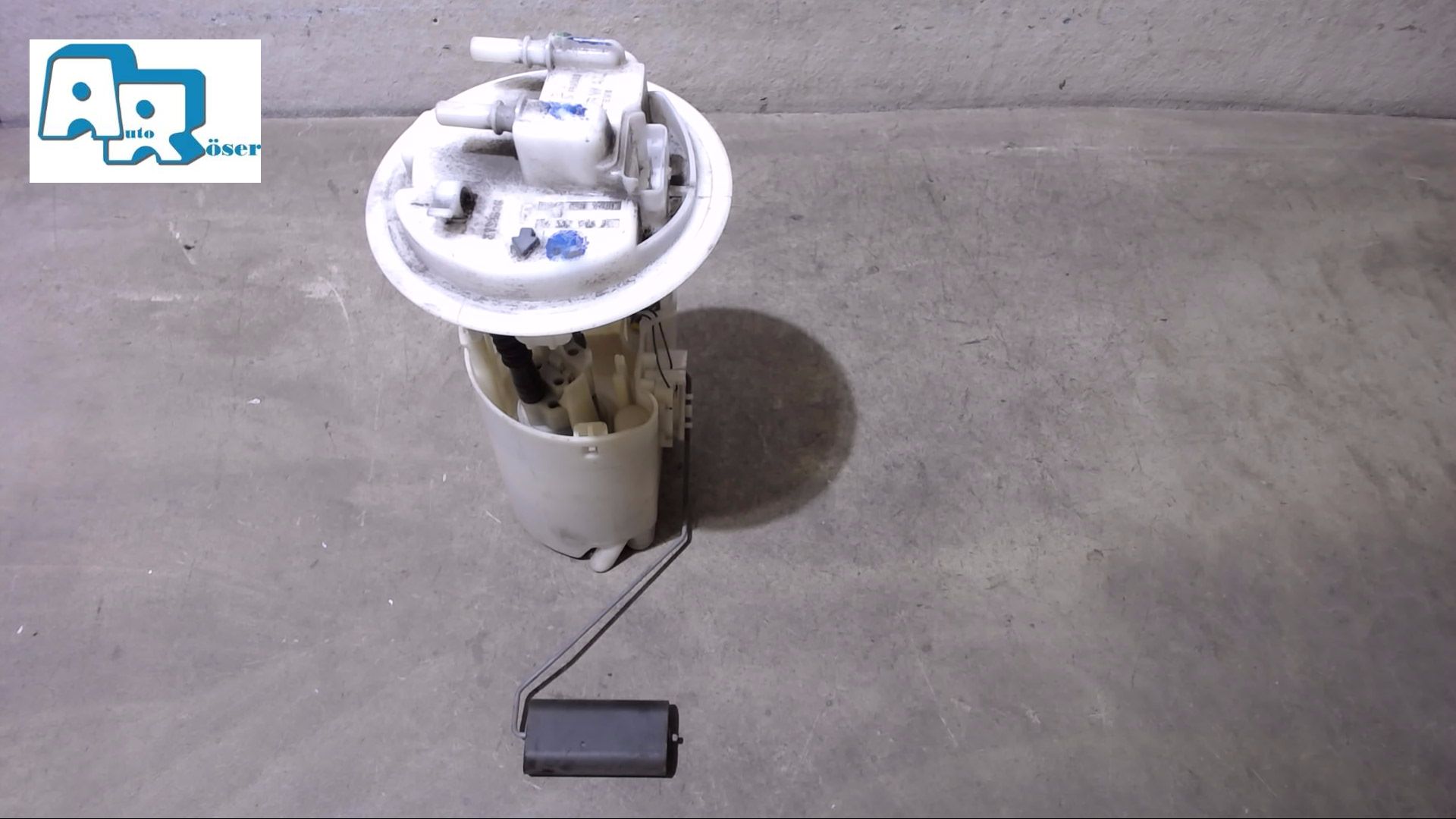 KRAFSTOFFGEBER MIT PUMPE