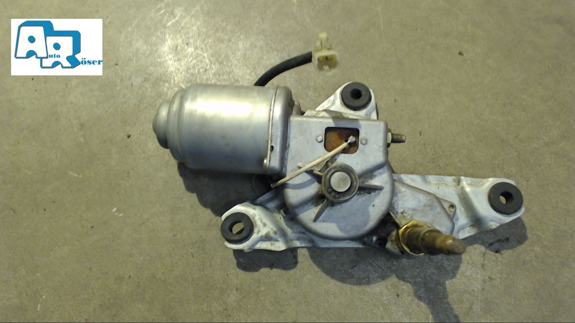 SCHEIBENWISCHERMOTOR HINTEN