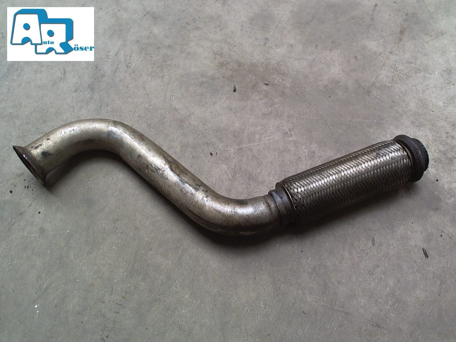 AUSPUFFROHR VORN