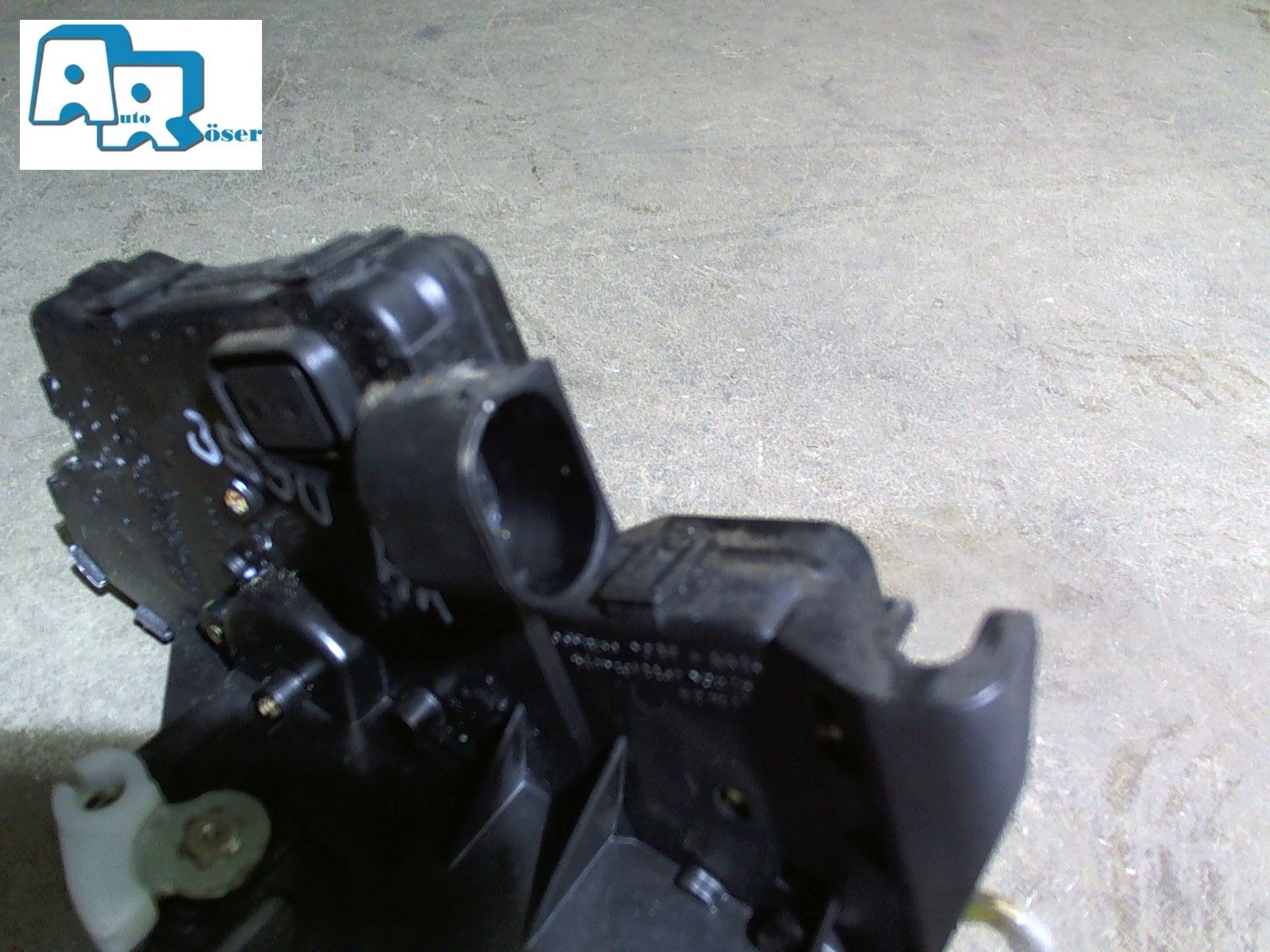 SCHLOSS MIT ZENTRALVERRIEGELUNG R