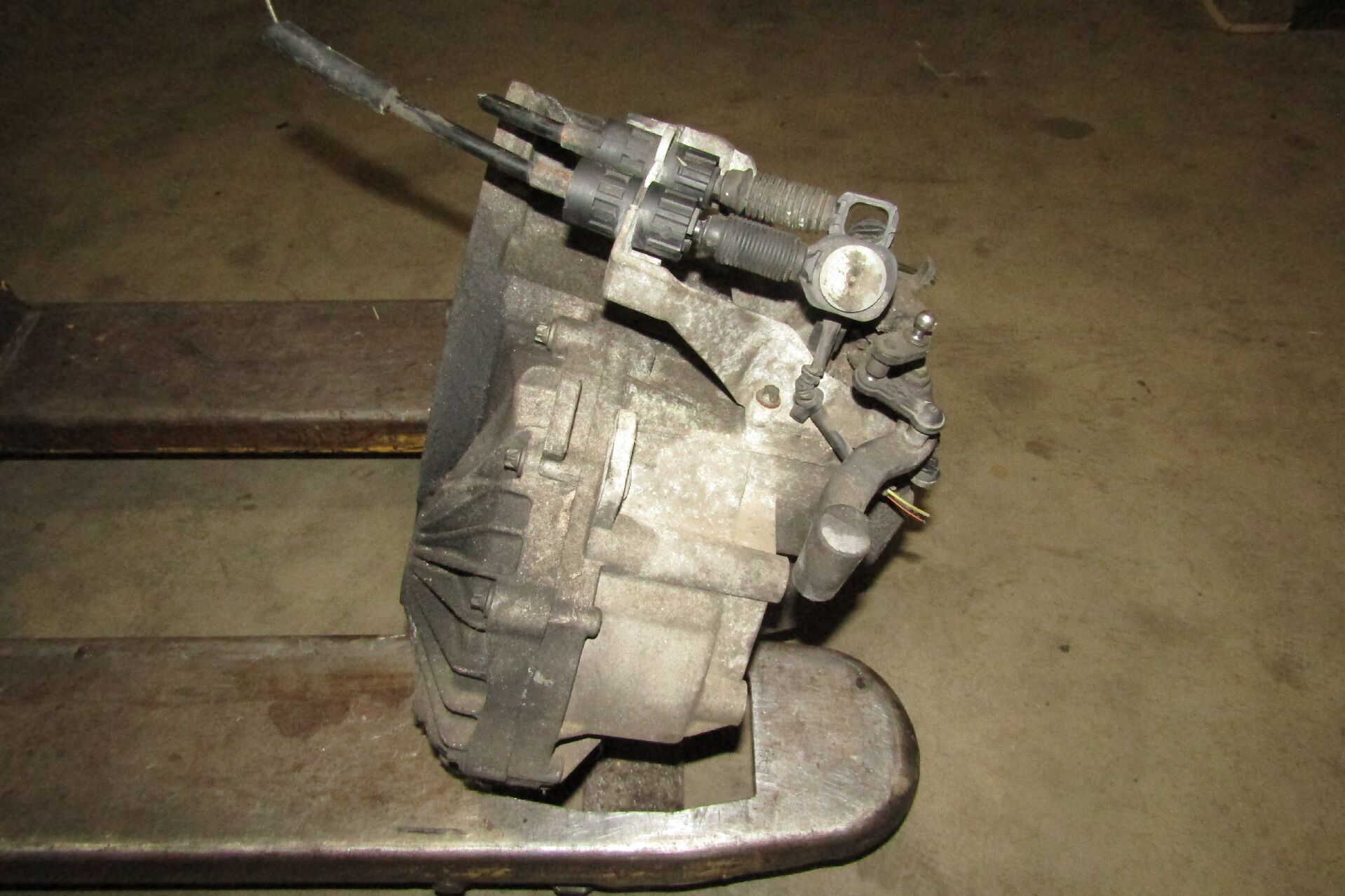 SCHALTGETRIEBE GETRIEBE