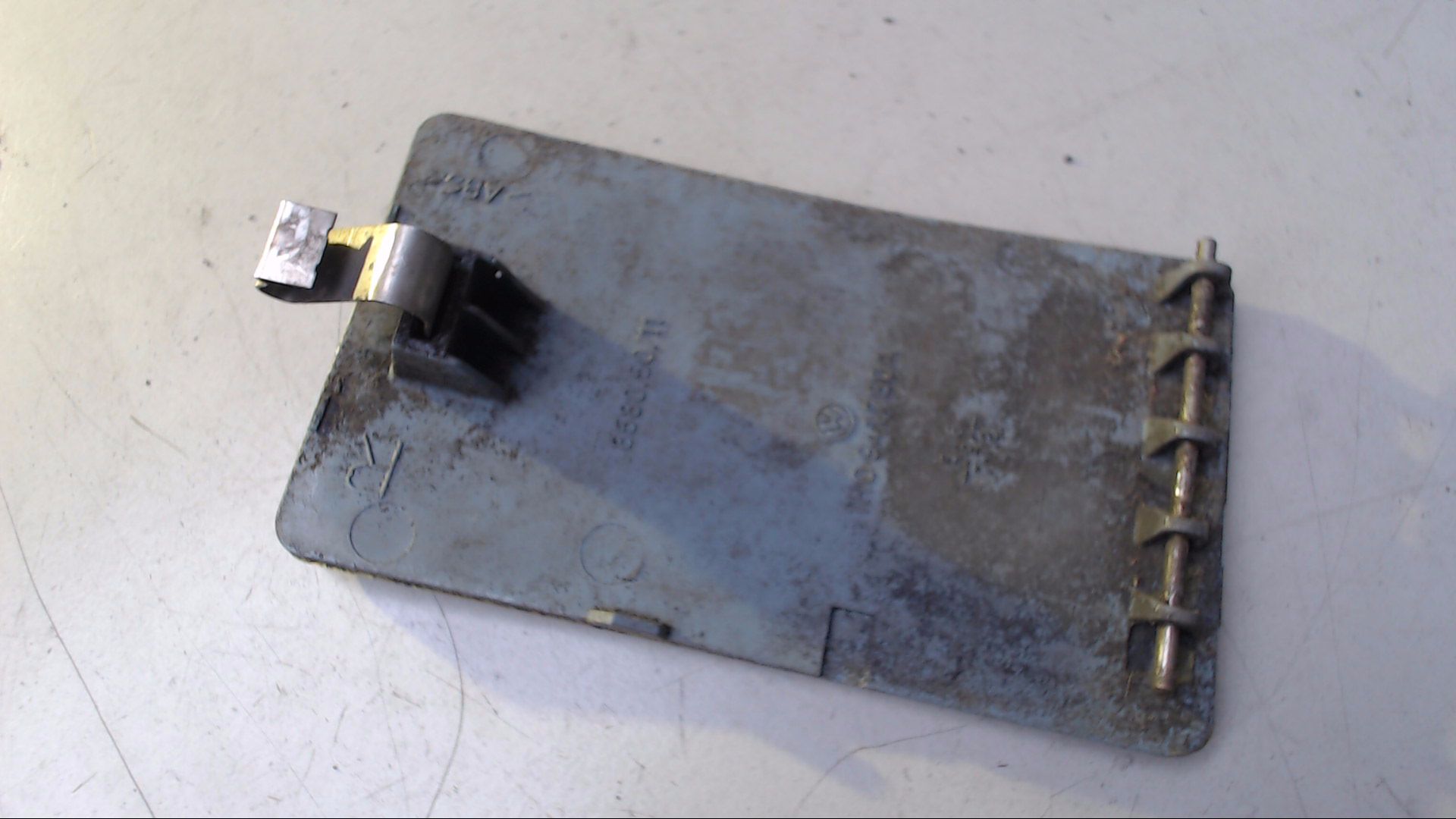 BLINKER BLENDE ABDECKUNG LANG RECHTS