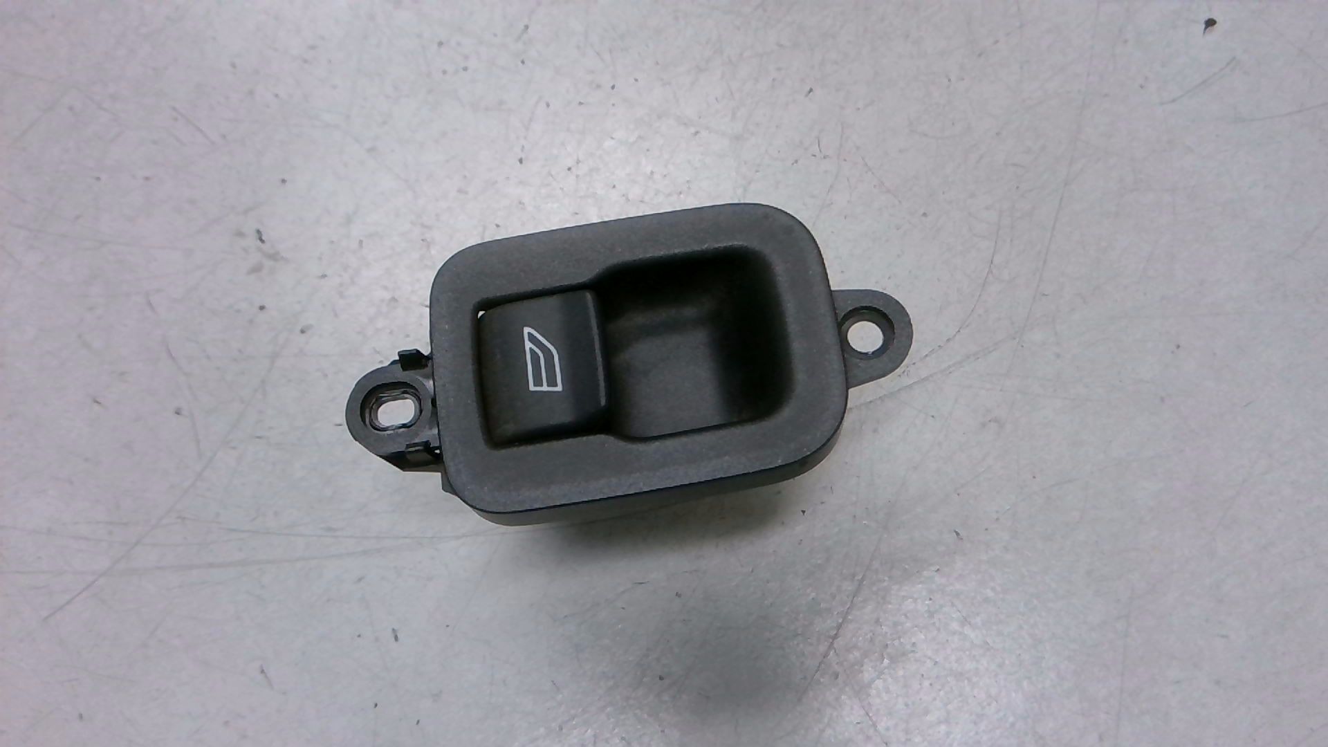 Schalter FENSTERHEBER (Tür hinten) Links