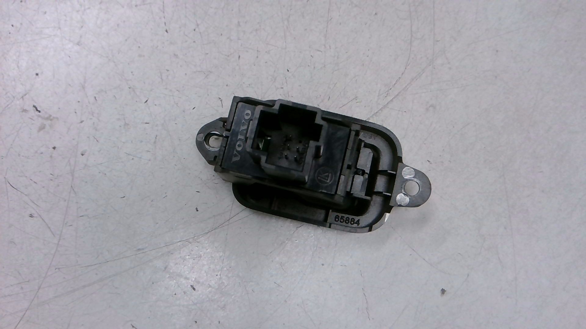 Schalter FENSTERHEBER (Tür hinten) Links