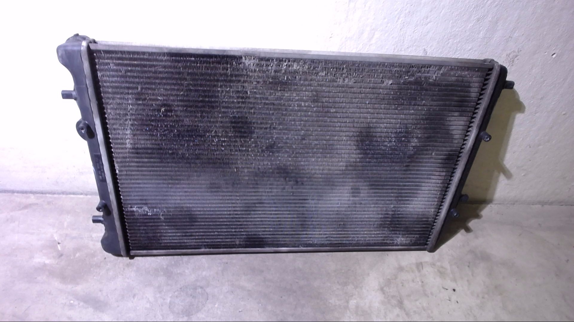 KÜHLER WASSER KÜHLER RADIATEUR