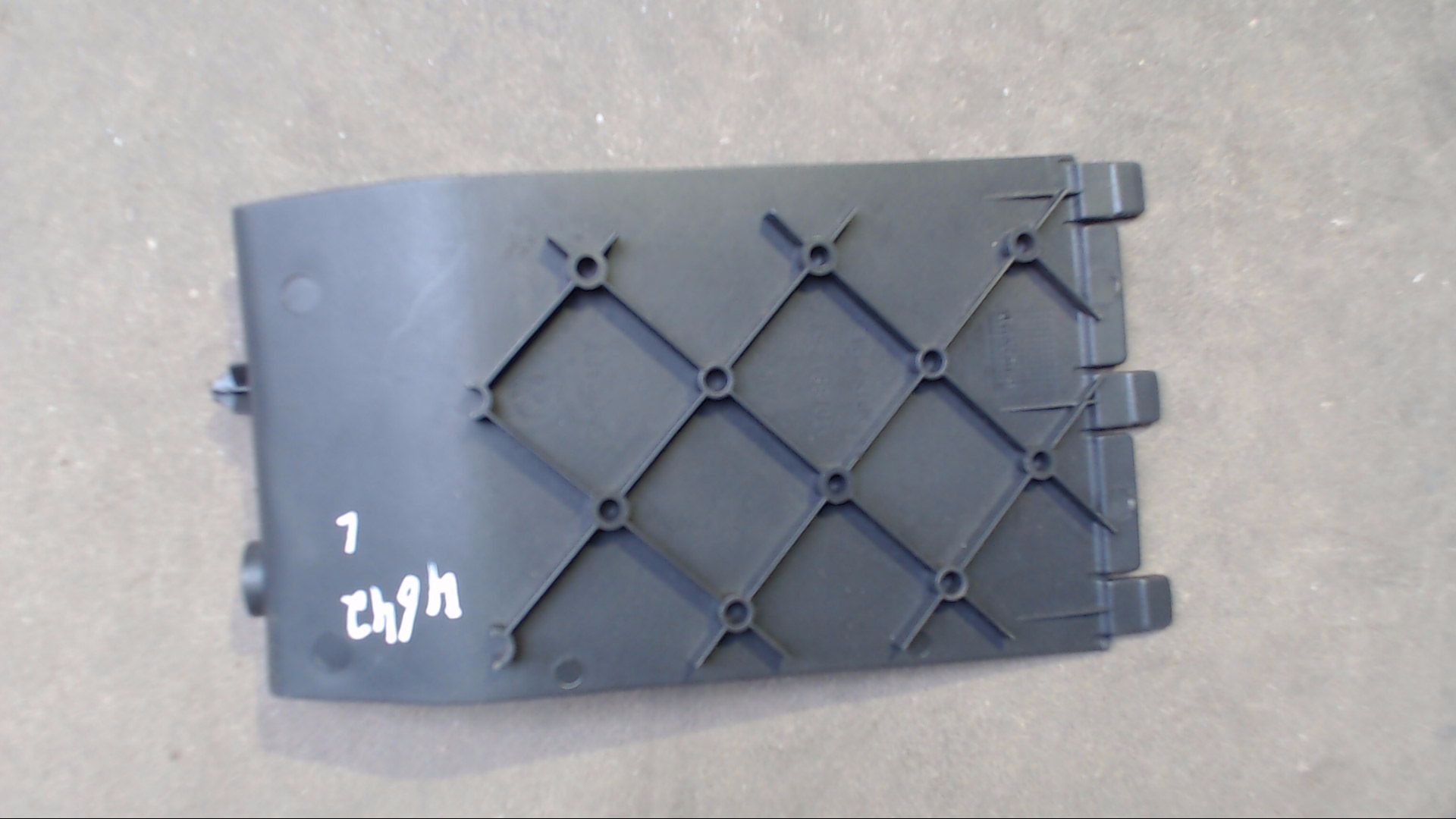 VERKLEIDUNG ABDECKUNG SITZKONSOLE LINKS