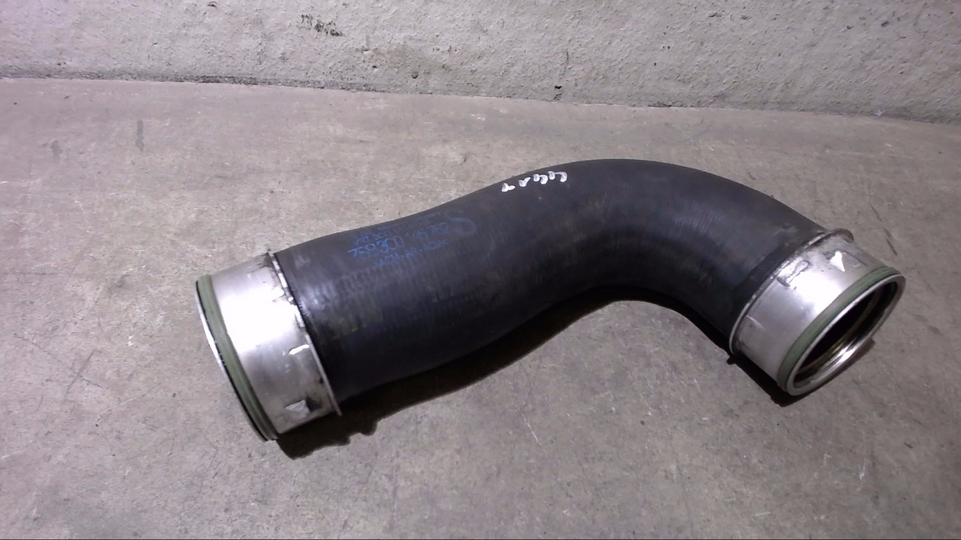 LADELUFTKÜHLER SCHLAUCH