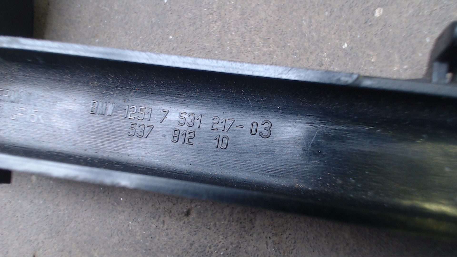 KABELKANAL HALTER BATTERIEKABEL PLUS