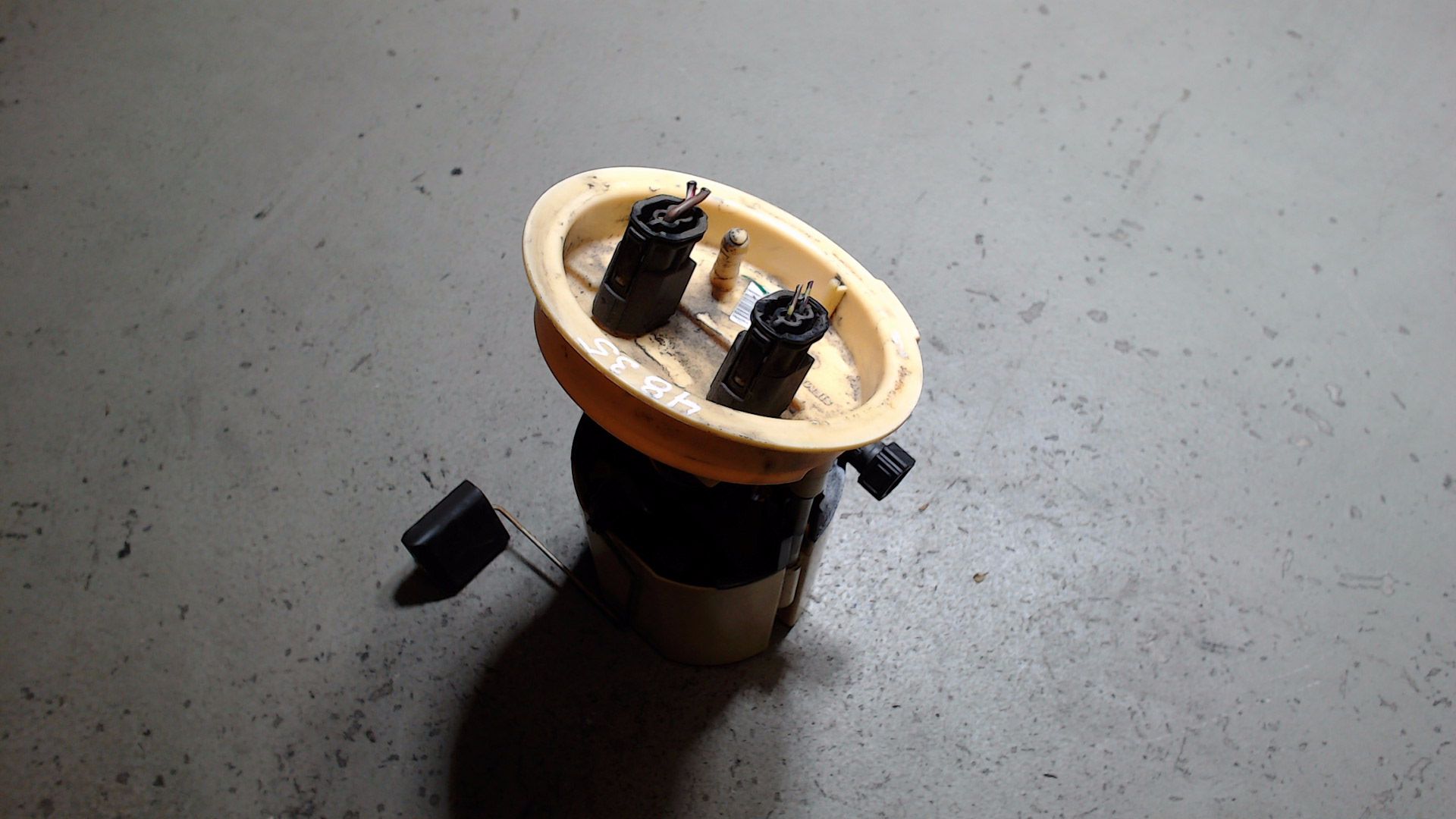 KrafTstoffPumpe MIT TANKGEBER