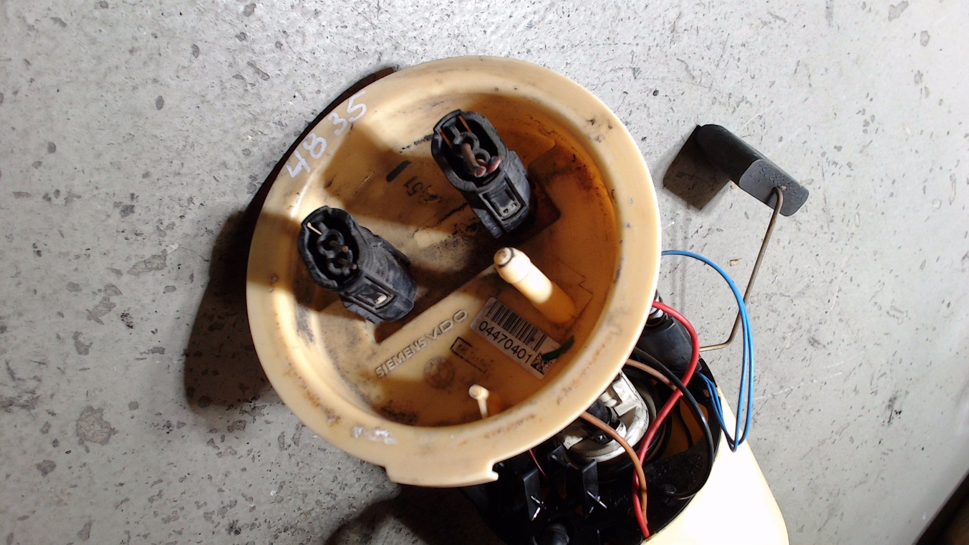KrafTstoffPumpe MIT TANKGEBER