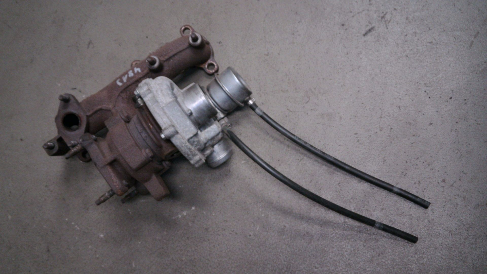 TURBOLADER TURBO ABGASKRÜMMER