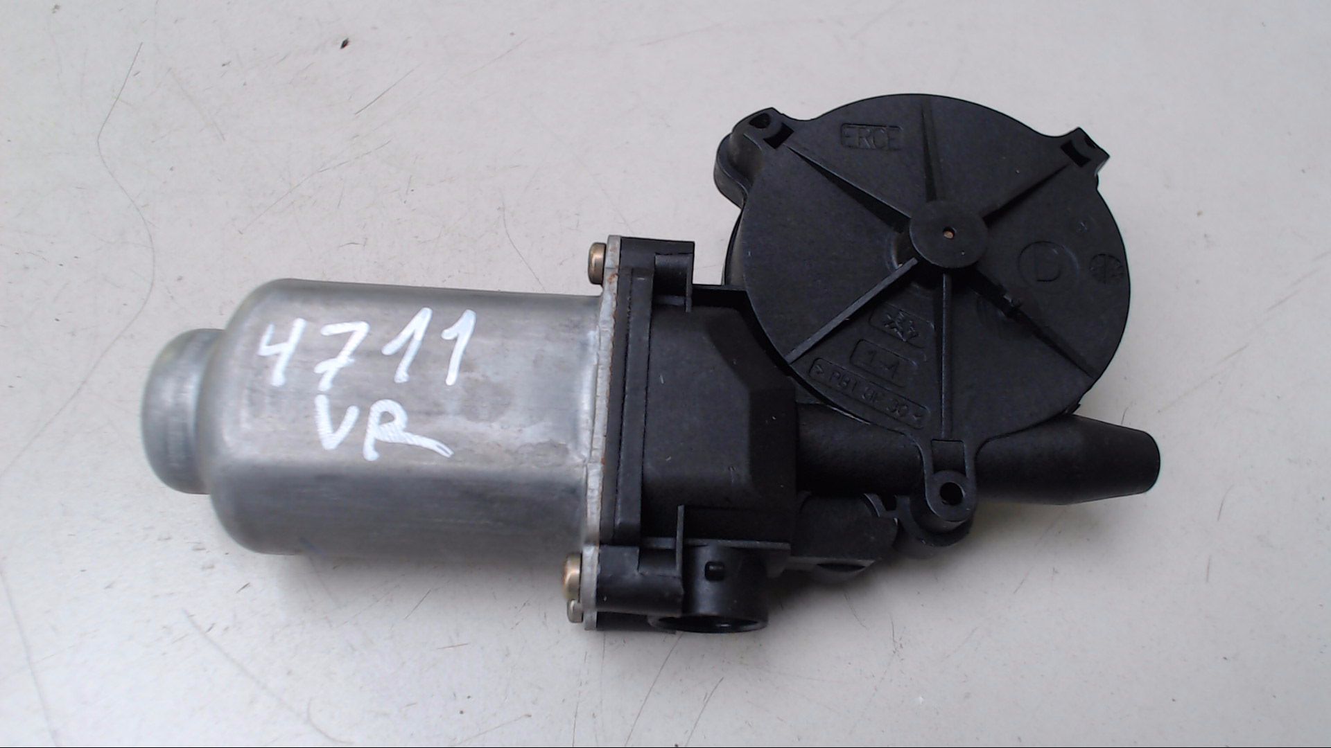 FENSTERHEBERMOTOR MOTOR FENSTERHEBER VR