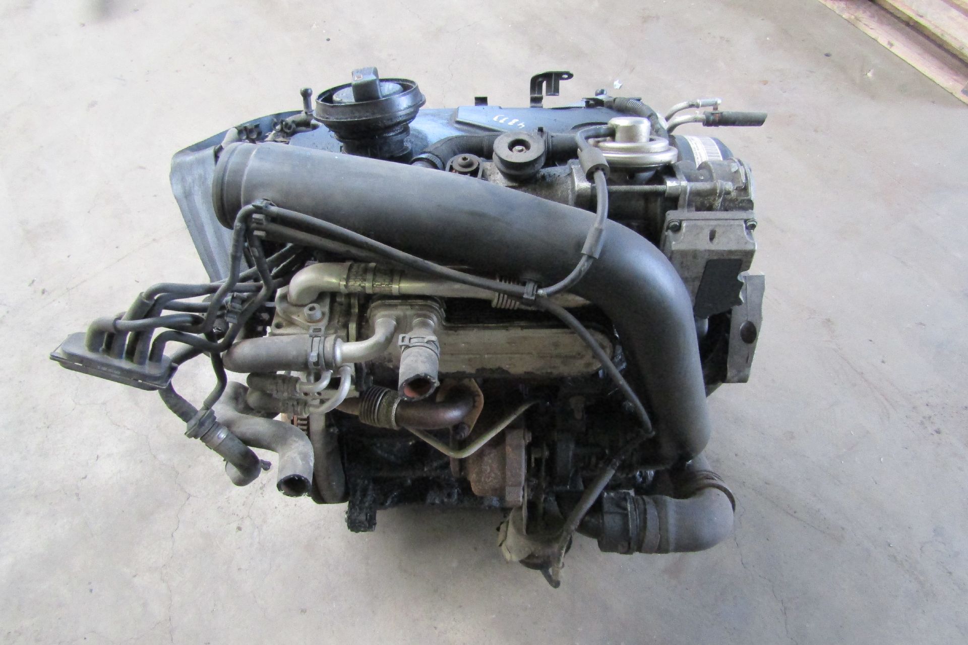 MOTOR OHNE ANBAUTEILE