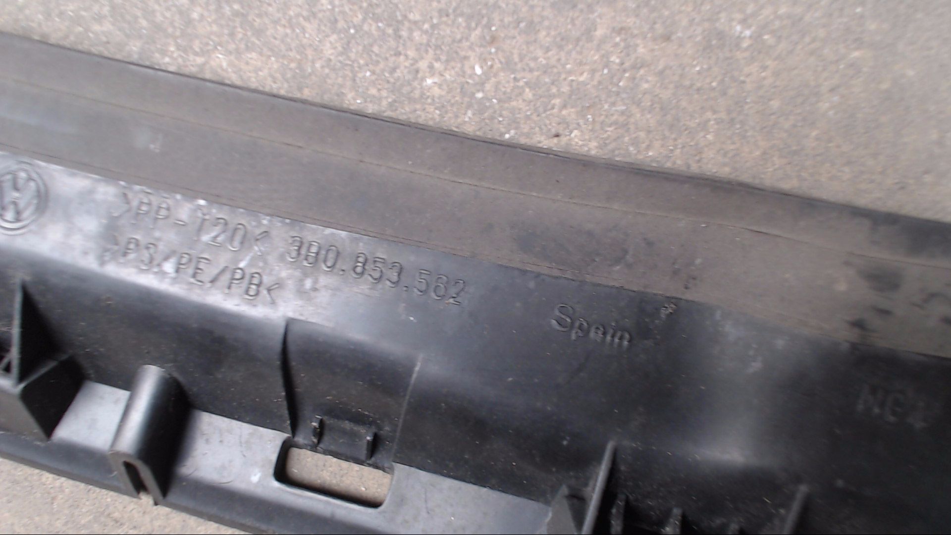 ABDECKUNG BLENDE KÜHLERGRILL FRONTGRILL GRILL