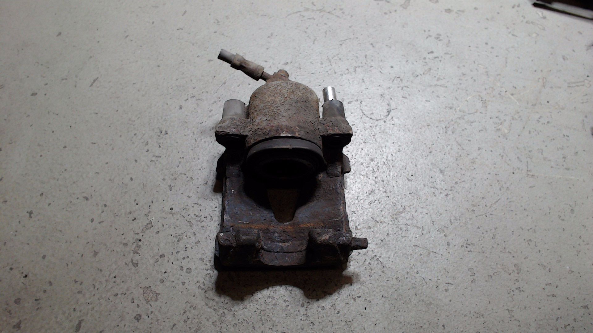 Bremssattel VORNE links