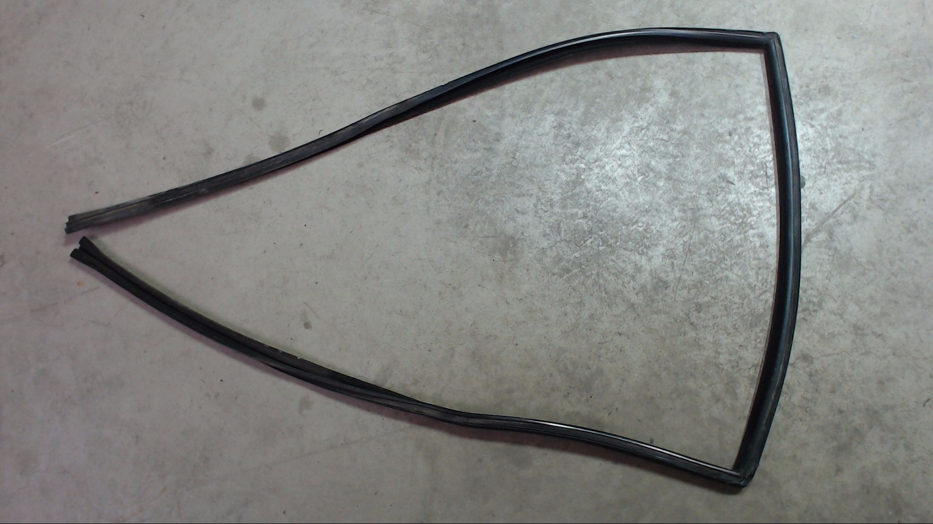 DICHTUNG SCHEIBE FENSTERDICHTUNG HINTEN LINKS