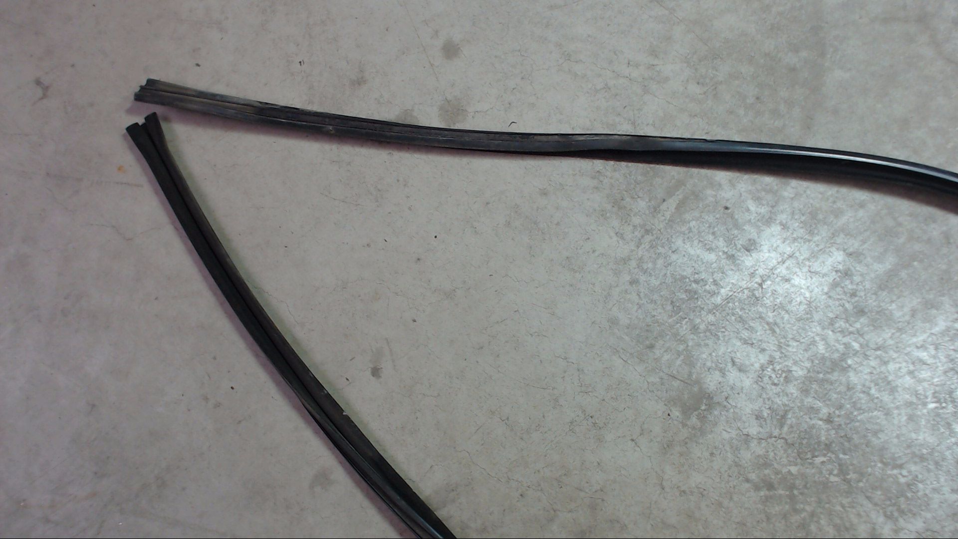 DICHTUNG SCHEIBE FENSTERDICHTUNG HINTEN LINKS