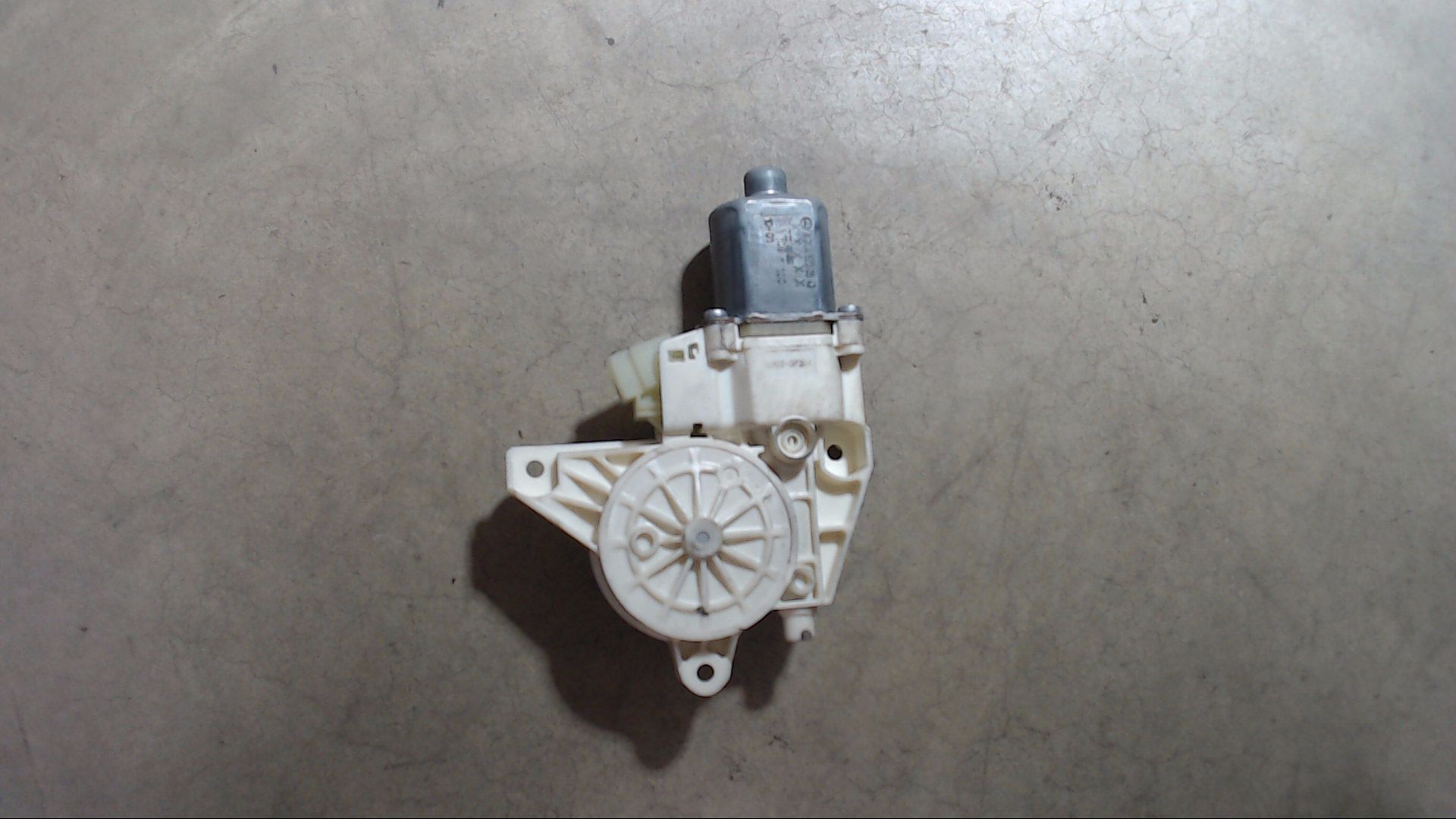 FENSTERHEBER MOTOR LINKS HINTEN