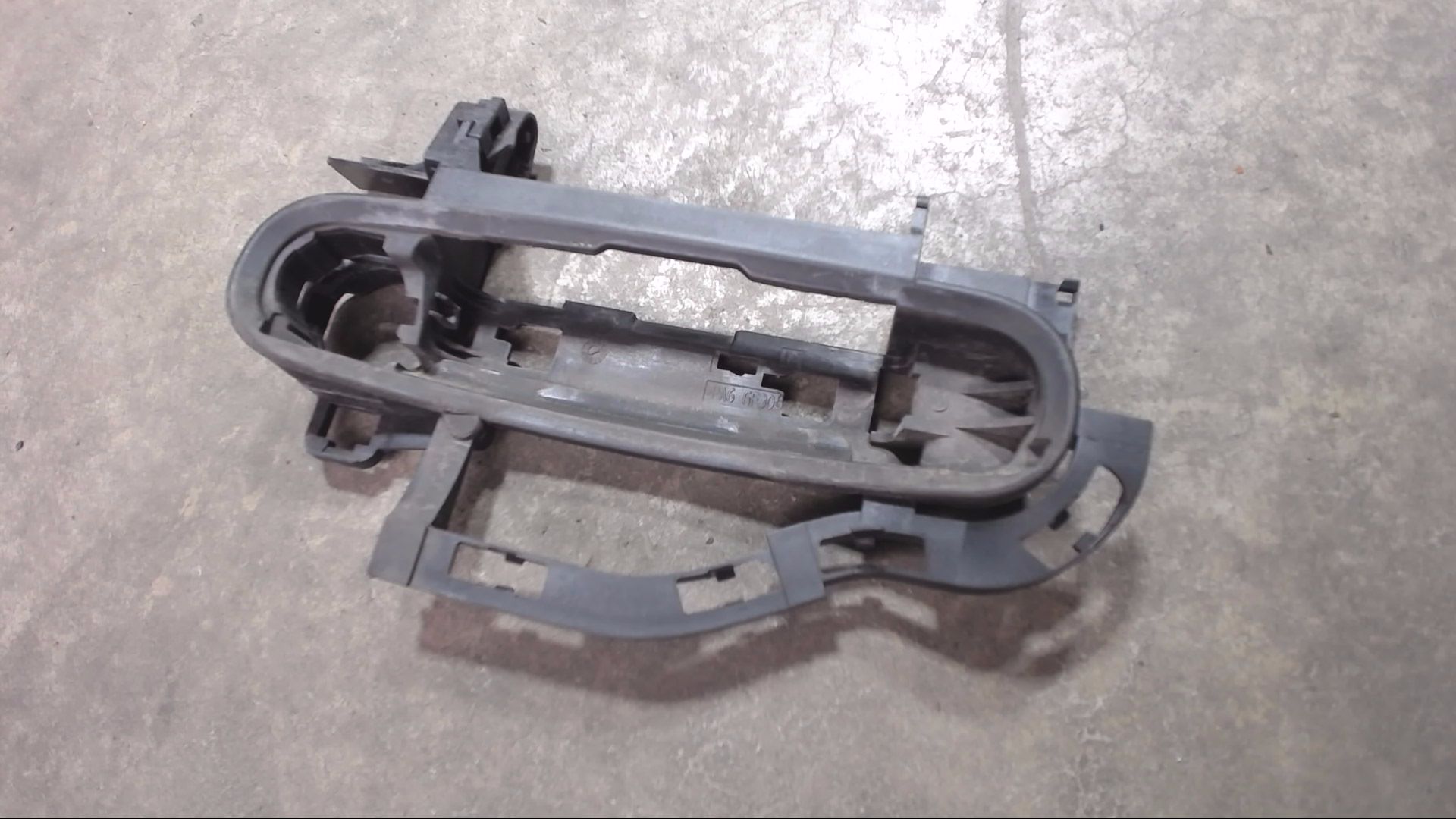 HALTER TRÄGER TÜRGRIFF GRIFF TÜRE RECHTS