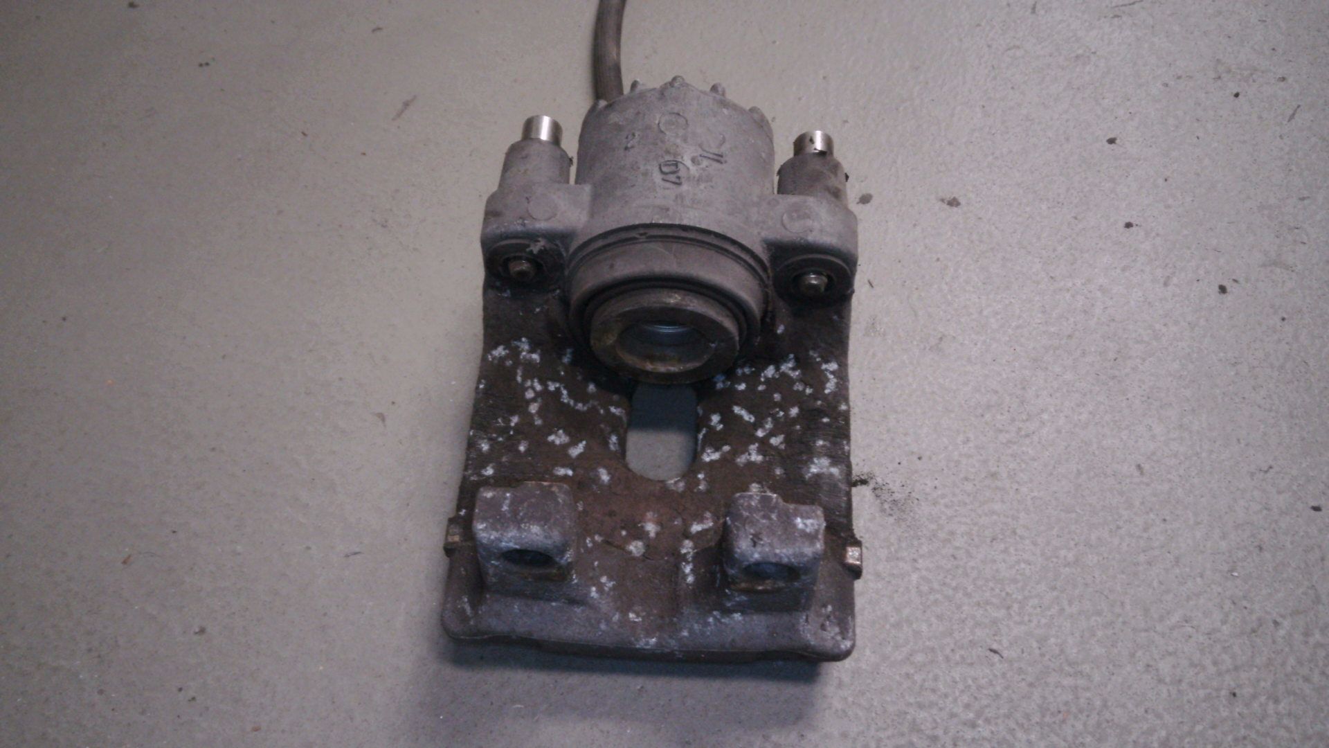BREMSSATTEL HINTEN LINKS