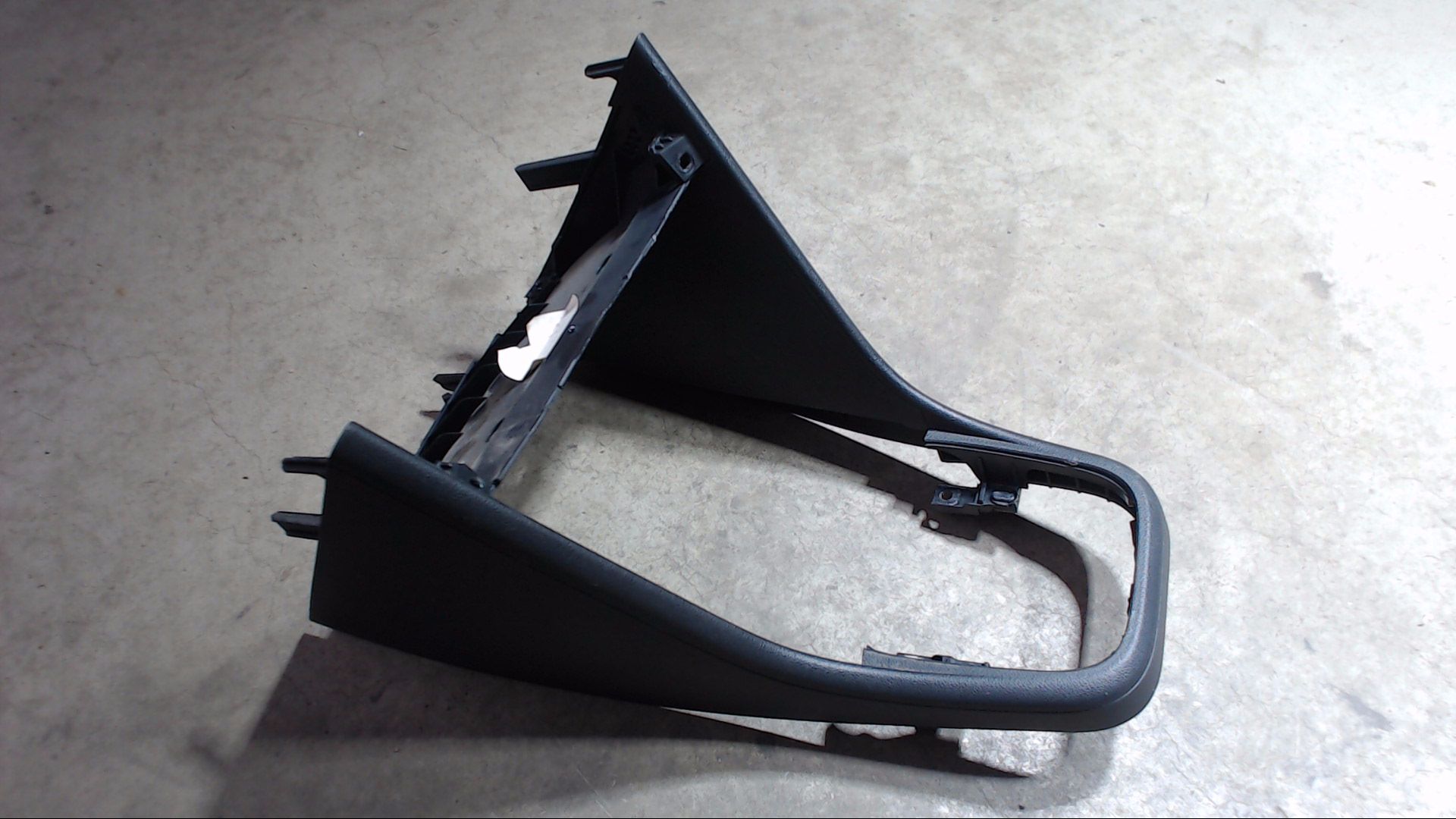 ABDECKUNG MITTELKONSOLE VORNE