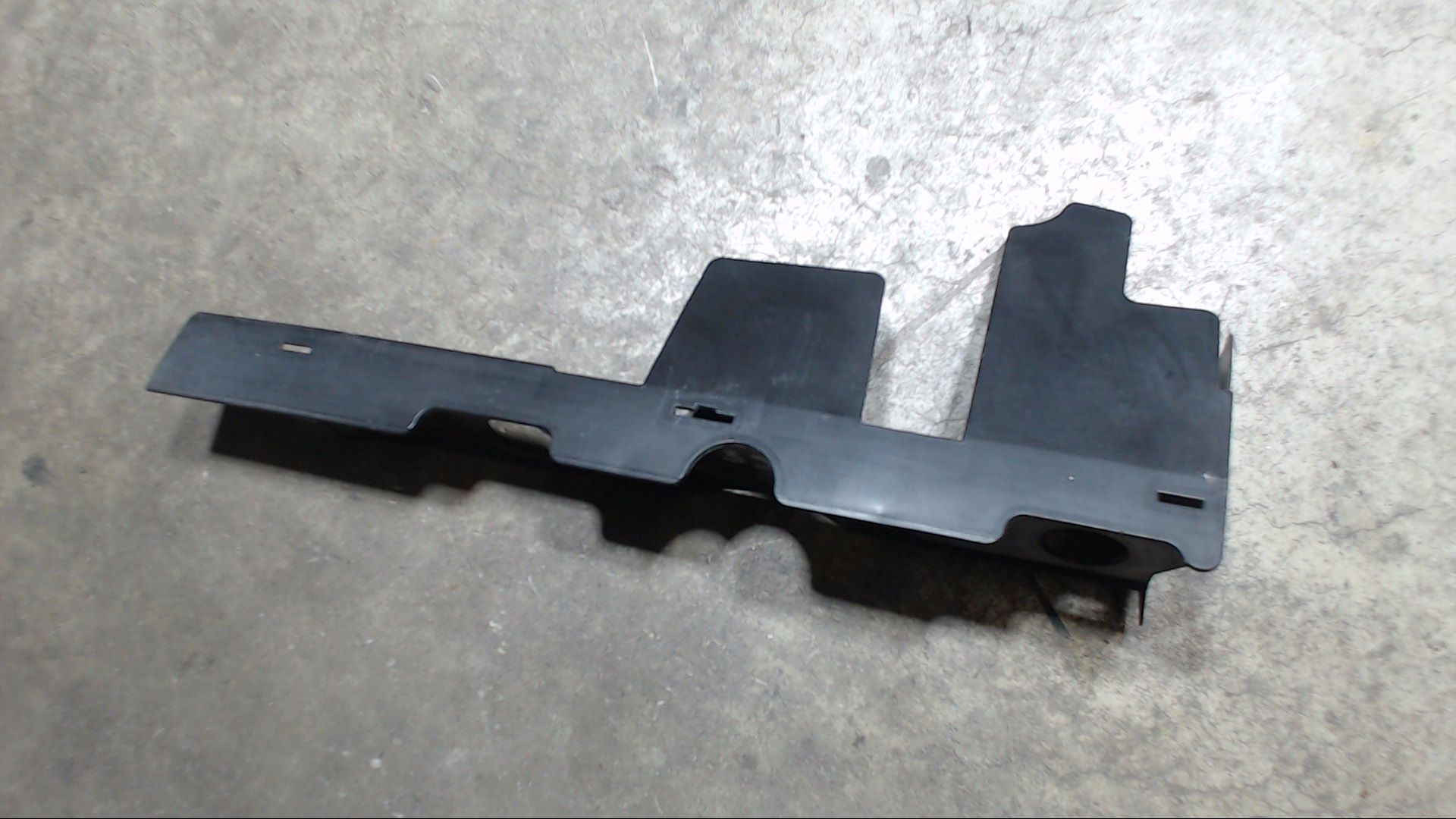 LUFTFÜHRUNG VERKLEIDUNG KÜHLER RECHTS