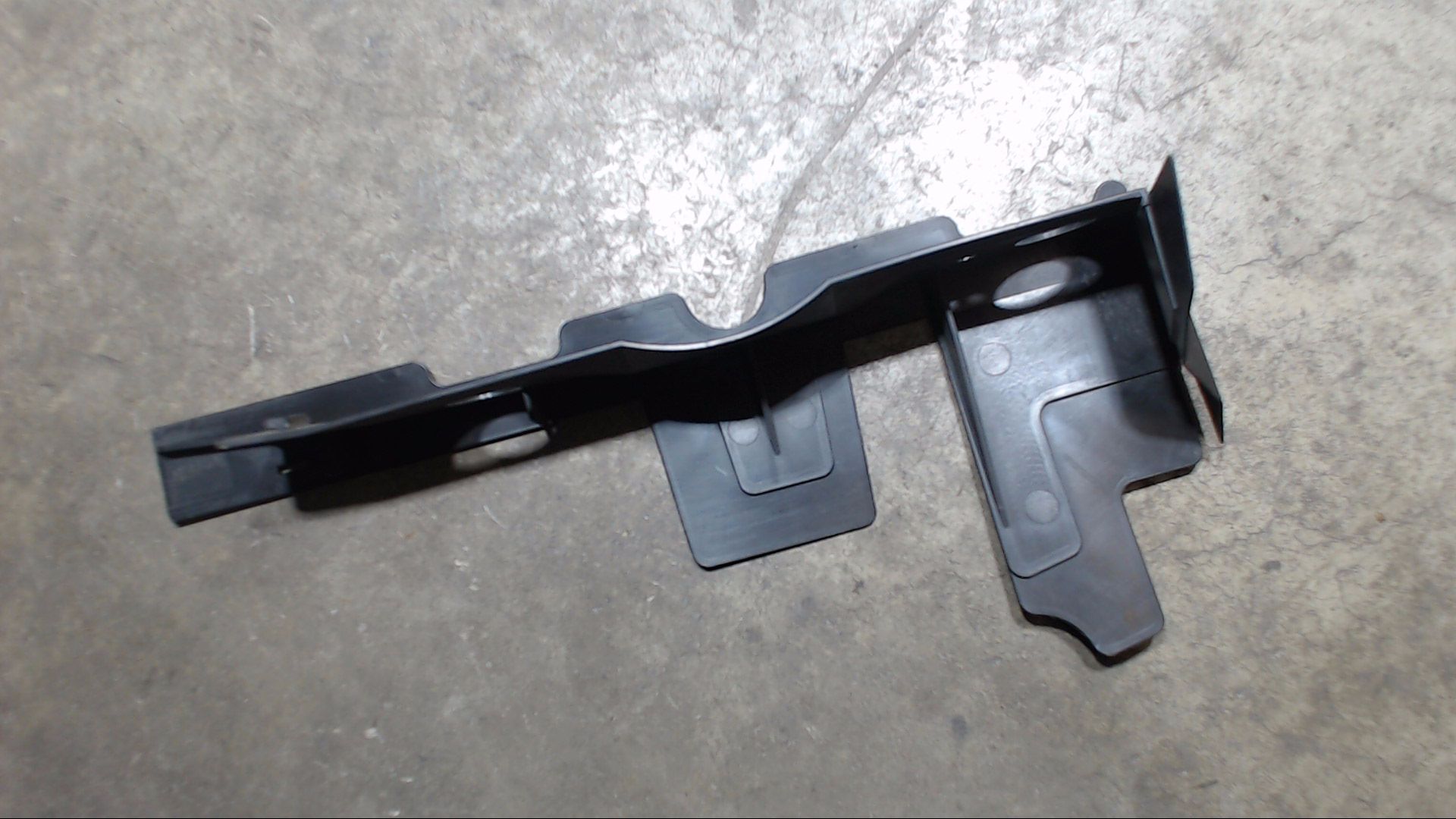 LUFTFÜHRUNG VERKLEIDUNG KÜHLER RECHTS