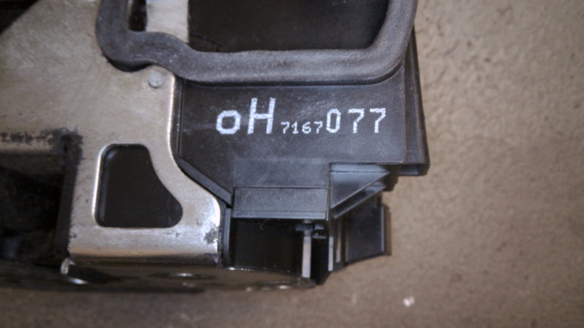 TÜRSCHLOSS SCHLOSS TÜRE VORNE LINKS