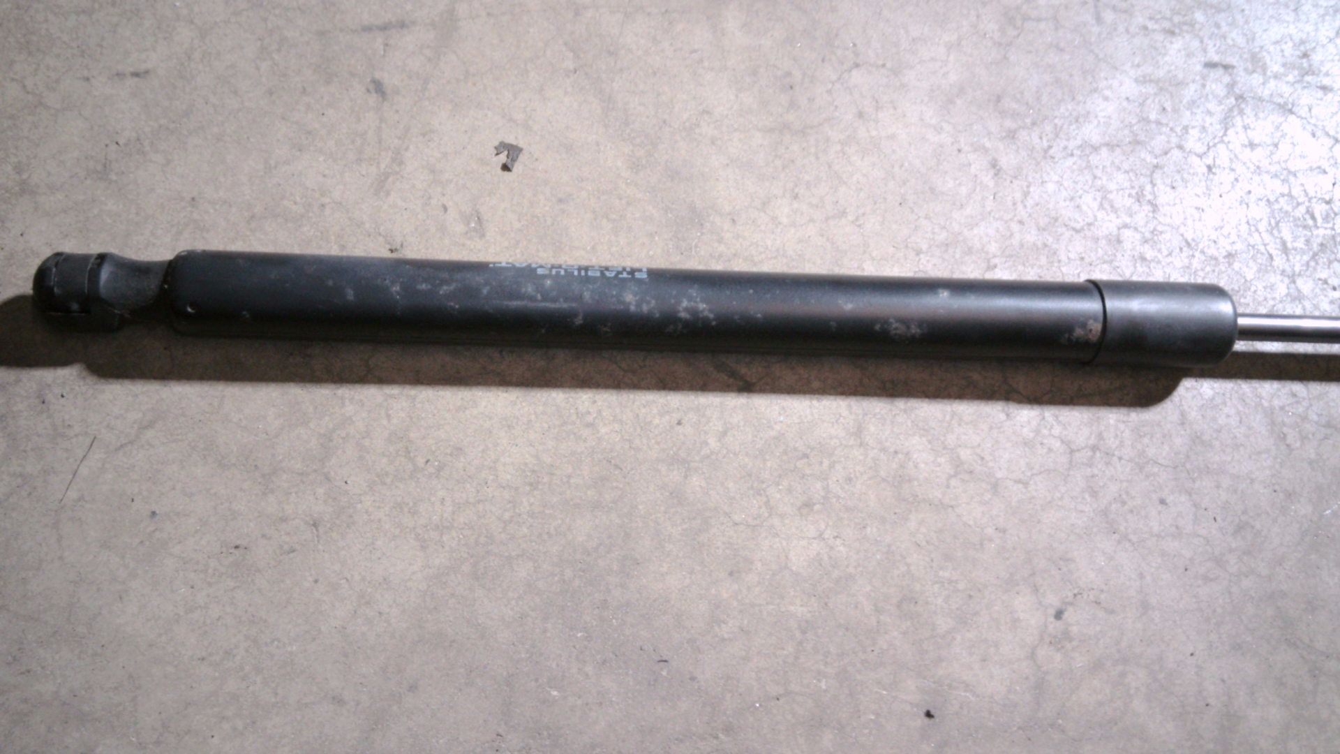 GASDRUCKFEDER/-DÄMPFER HINTEN RECHTS