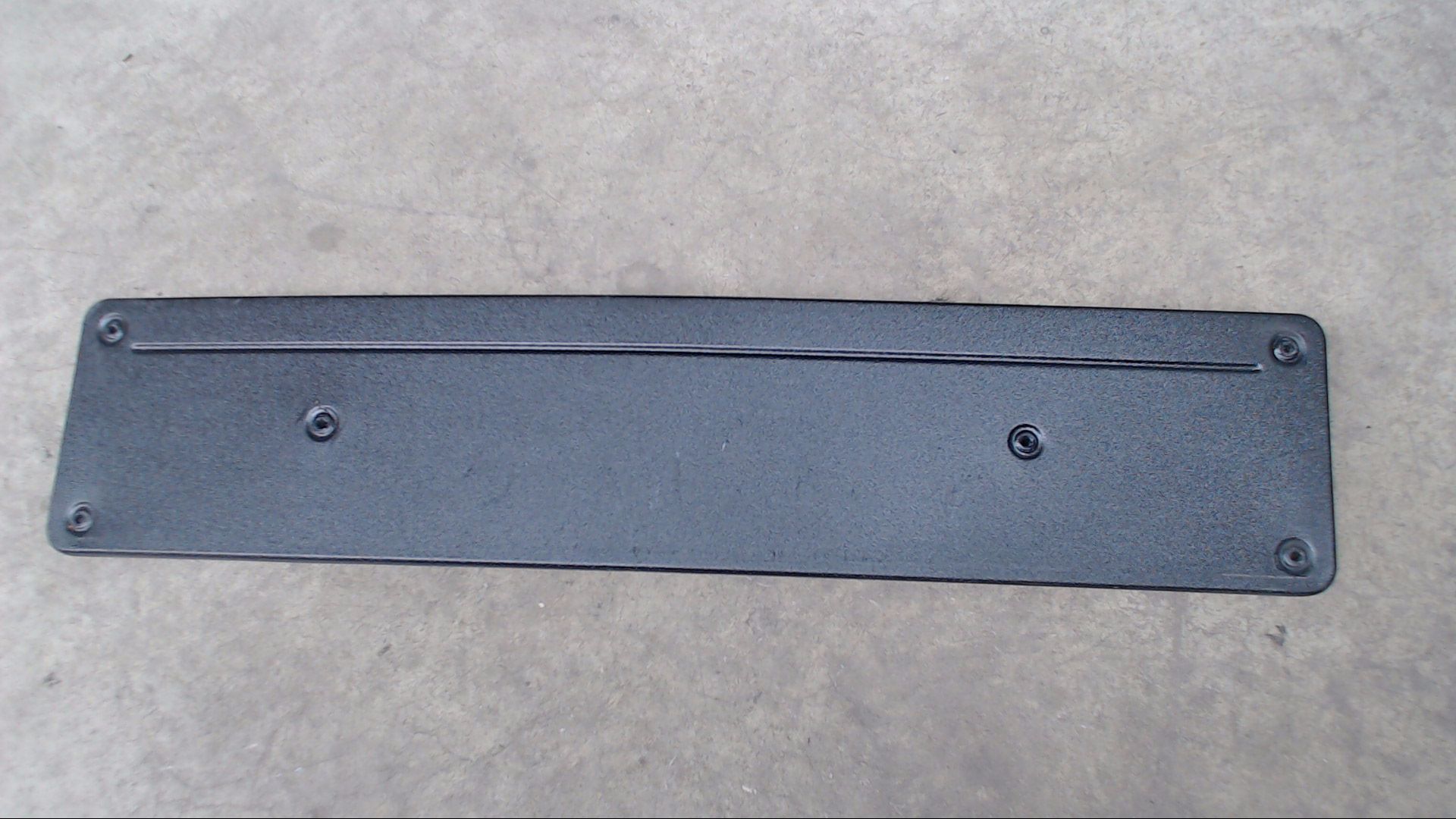 KENNZEICHEN HALTER/-BLENDE
