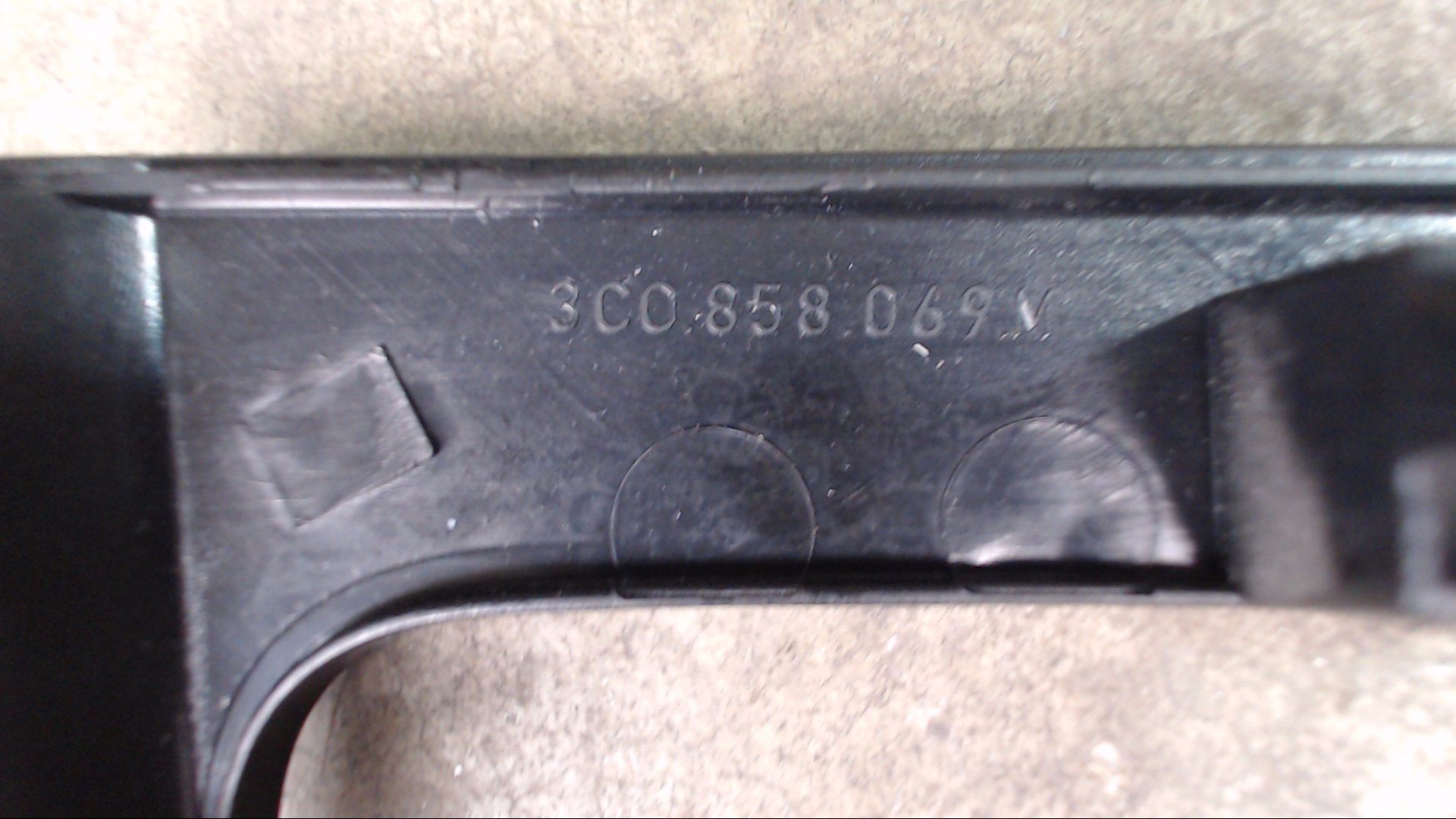 BLENDE/-ABDECKUNG RADIO