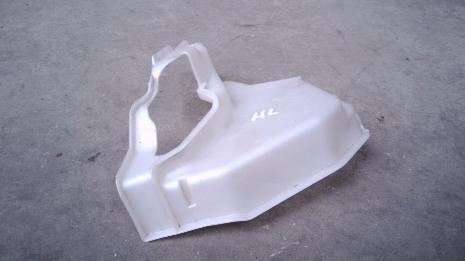 ABDECKUNG/-HALTERUNG TÜRSCHLOSS HINTEN LINKS