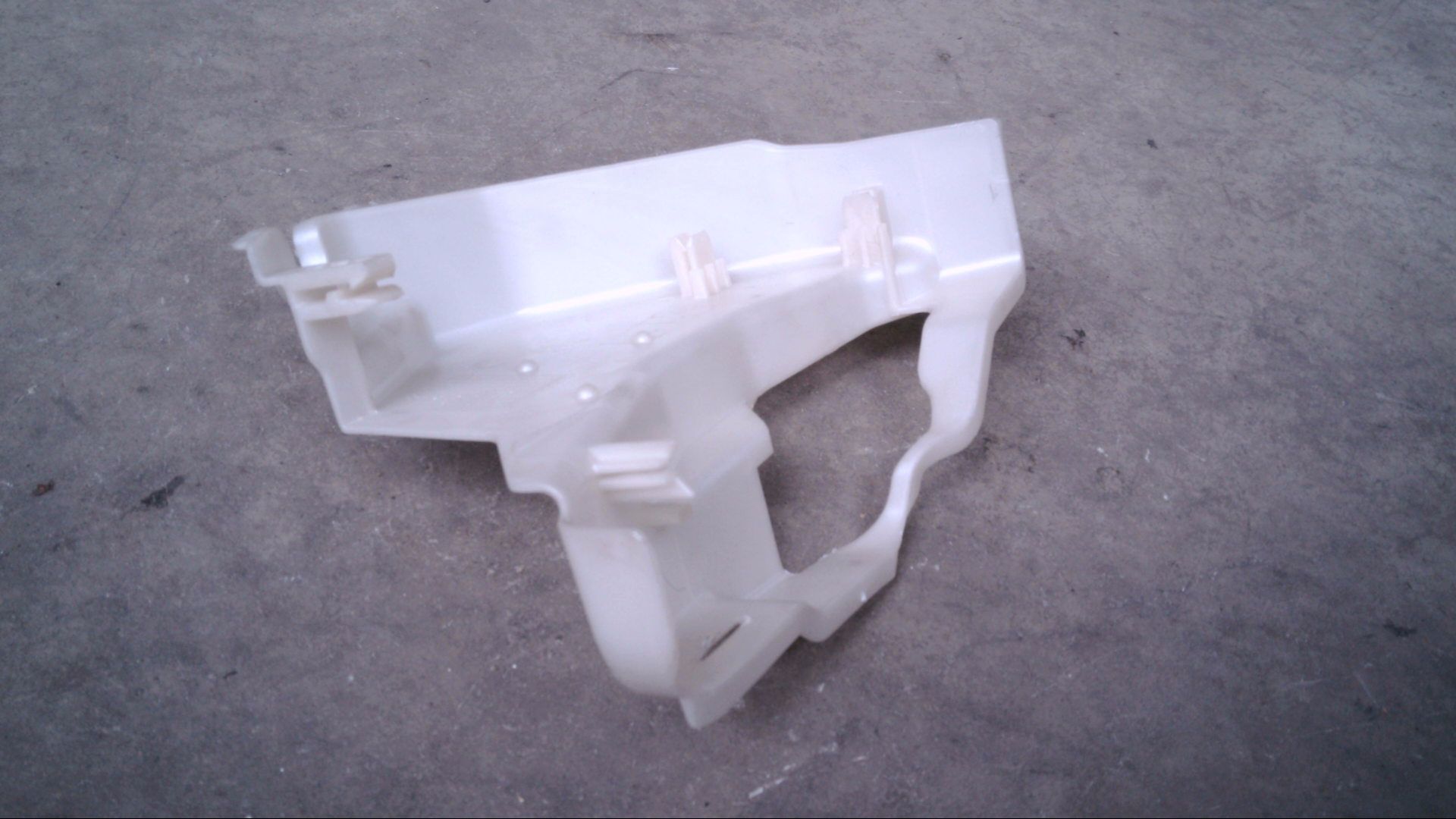 ABDECKUNG/-HALTERUNG TÜRSCHLOSS HINTEN RECHTS