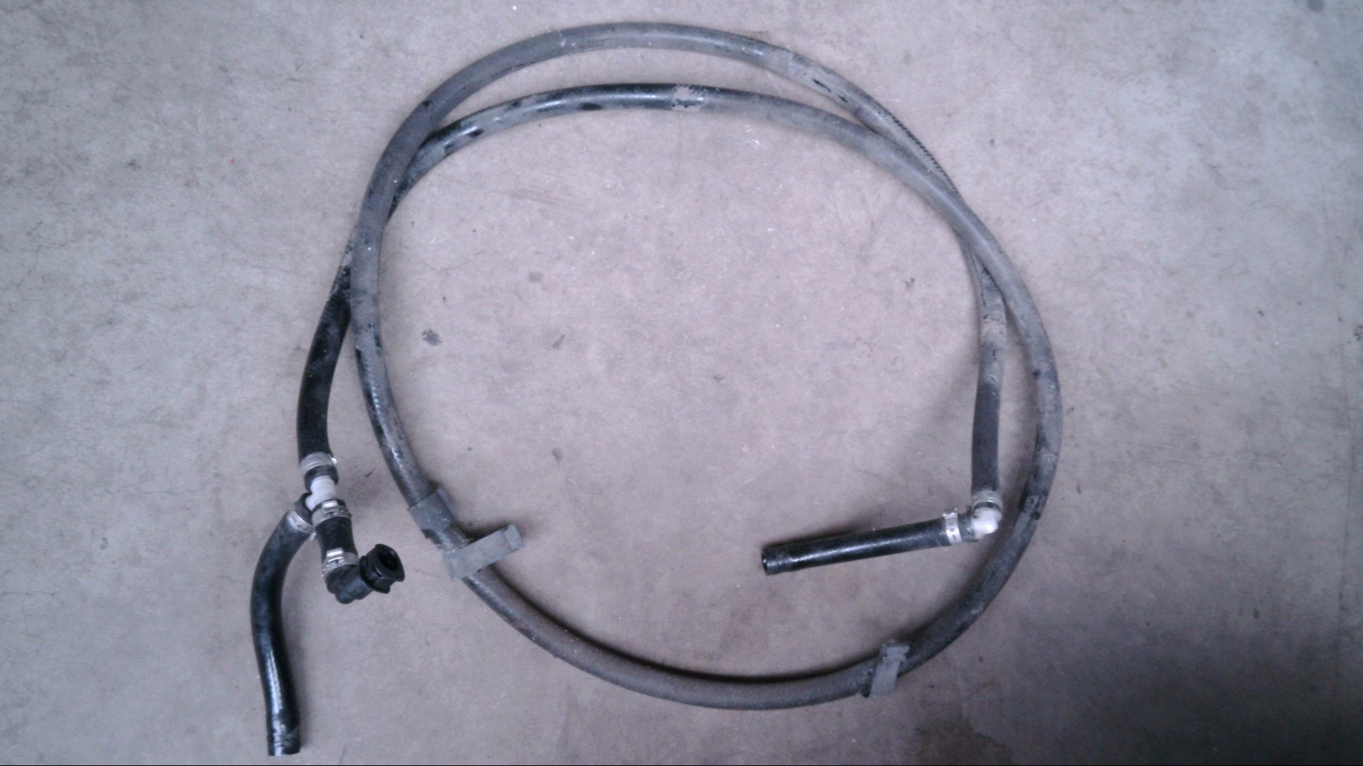 SCHLAUCH SCHEINWERFERREINIGUNGSANLAGE