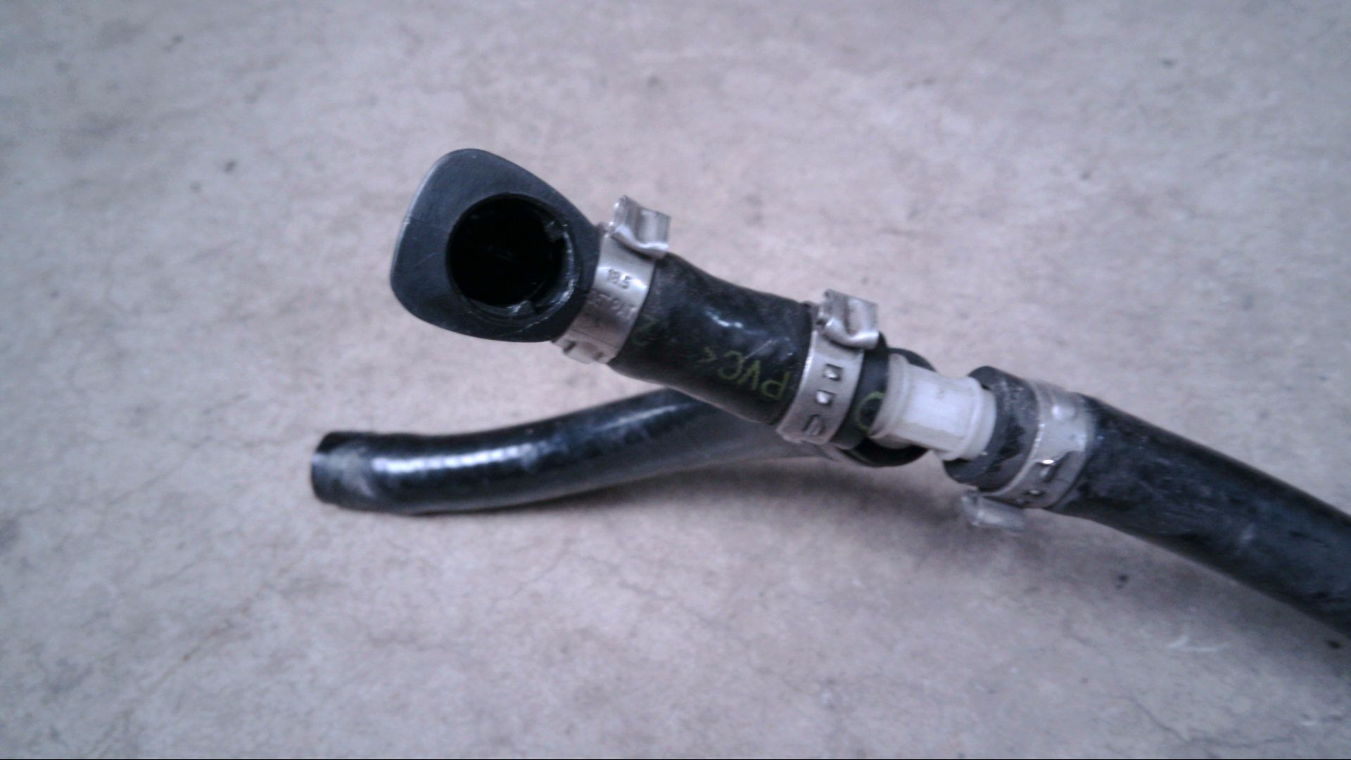 SCHLAUCH SCHEINWERFERREINIGUNGSANLAGE