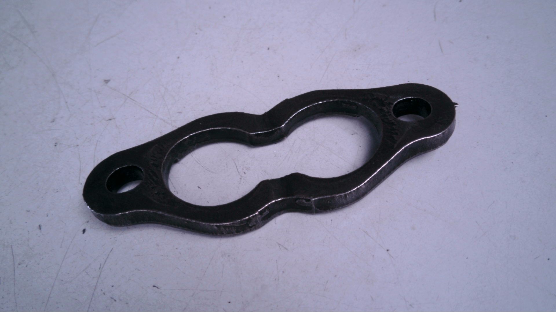 1 Stk HALTER HALTERUNG HALTEKLAMMER EINSPRITZDÜSE