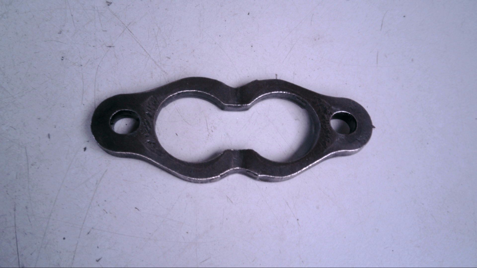 1 Stk HALTER HALTERUNG HALTEKLAMMER EINSPRITZDÜSE