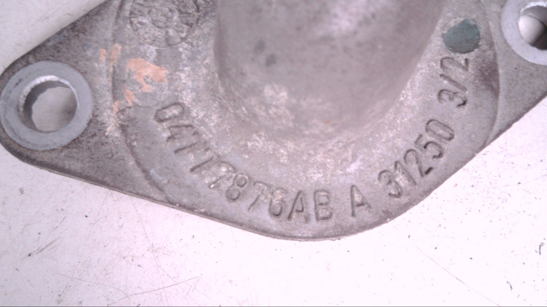 FLANSCH ANSCHLUSS WASSERPUMPE WAPU