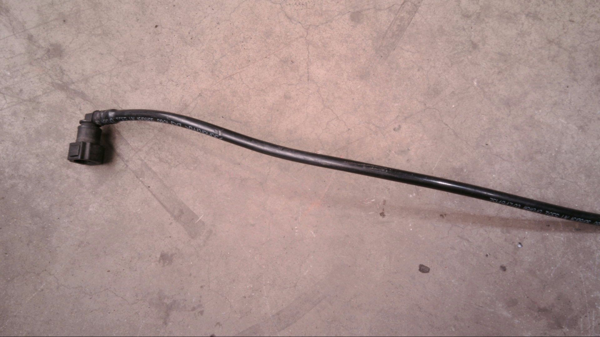 TANKENTLÜFTUNGSLEITUNG LEITUNG DROSSELKLAPPE