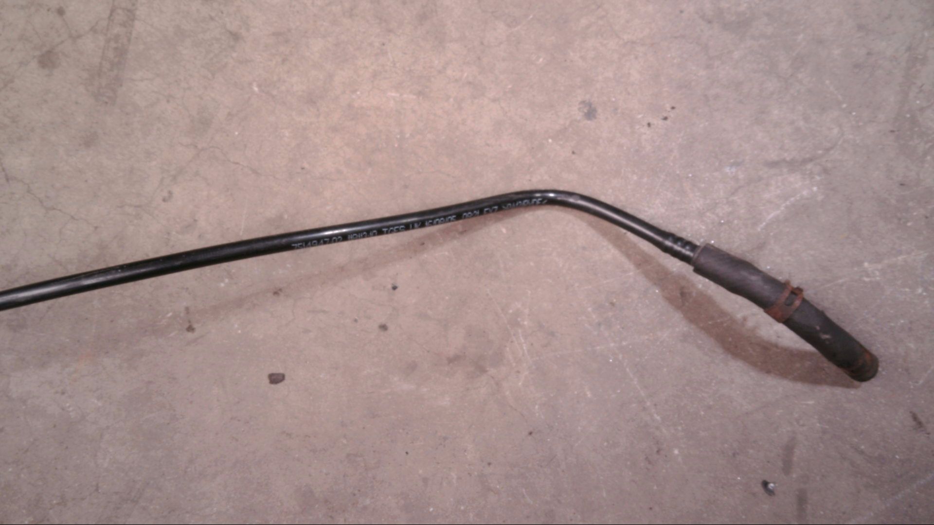 TANKENTLÜFTUNGSLEITUNG LEITUNG DROSSELKLAPPE