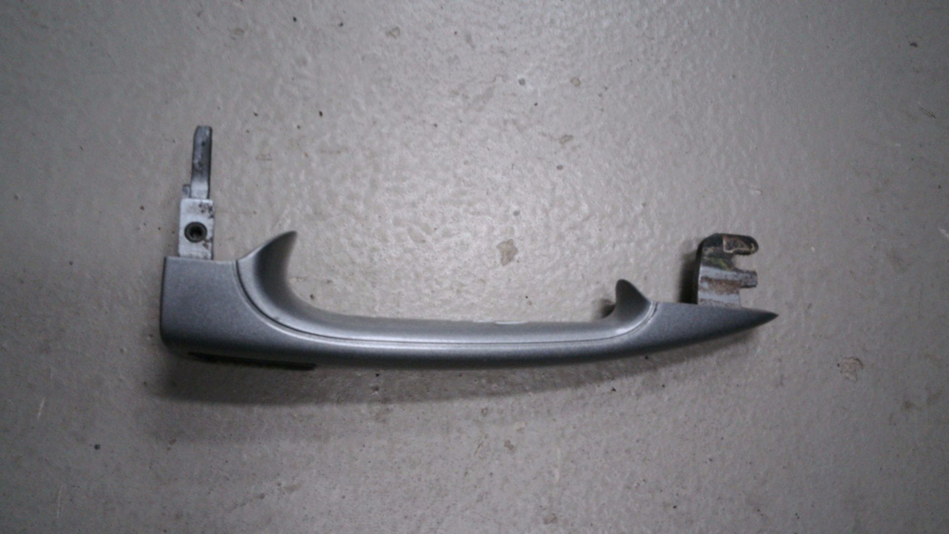 TÜRAUSSENGRIFF HINTEN RECHTS