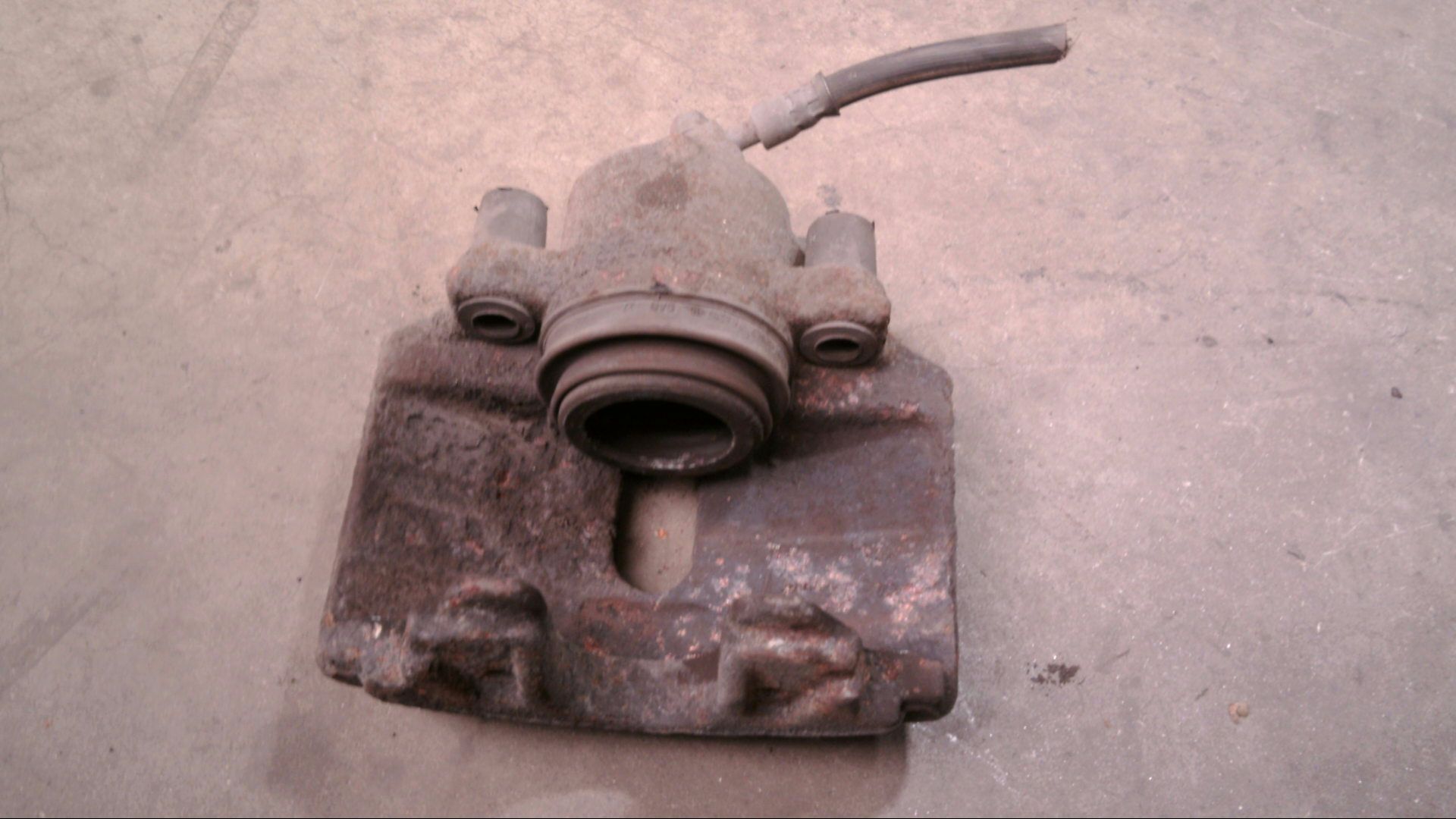 BREMSSATTEL VORNE RECHTS