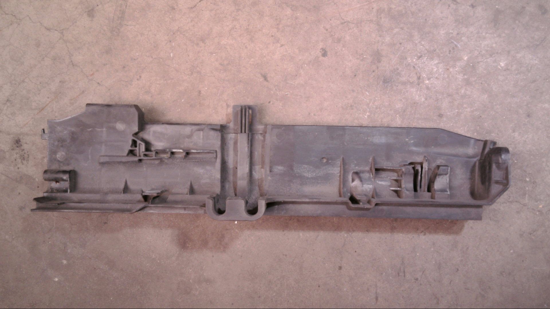 MODULTRÄGER KÜHLERTRÄGER LINKS