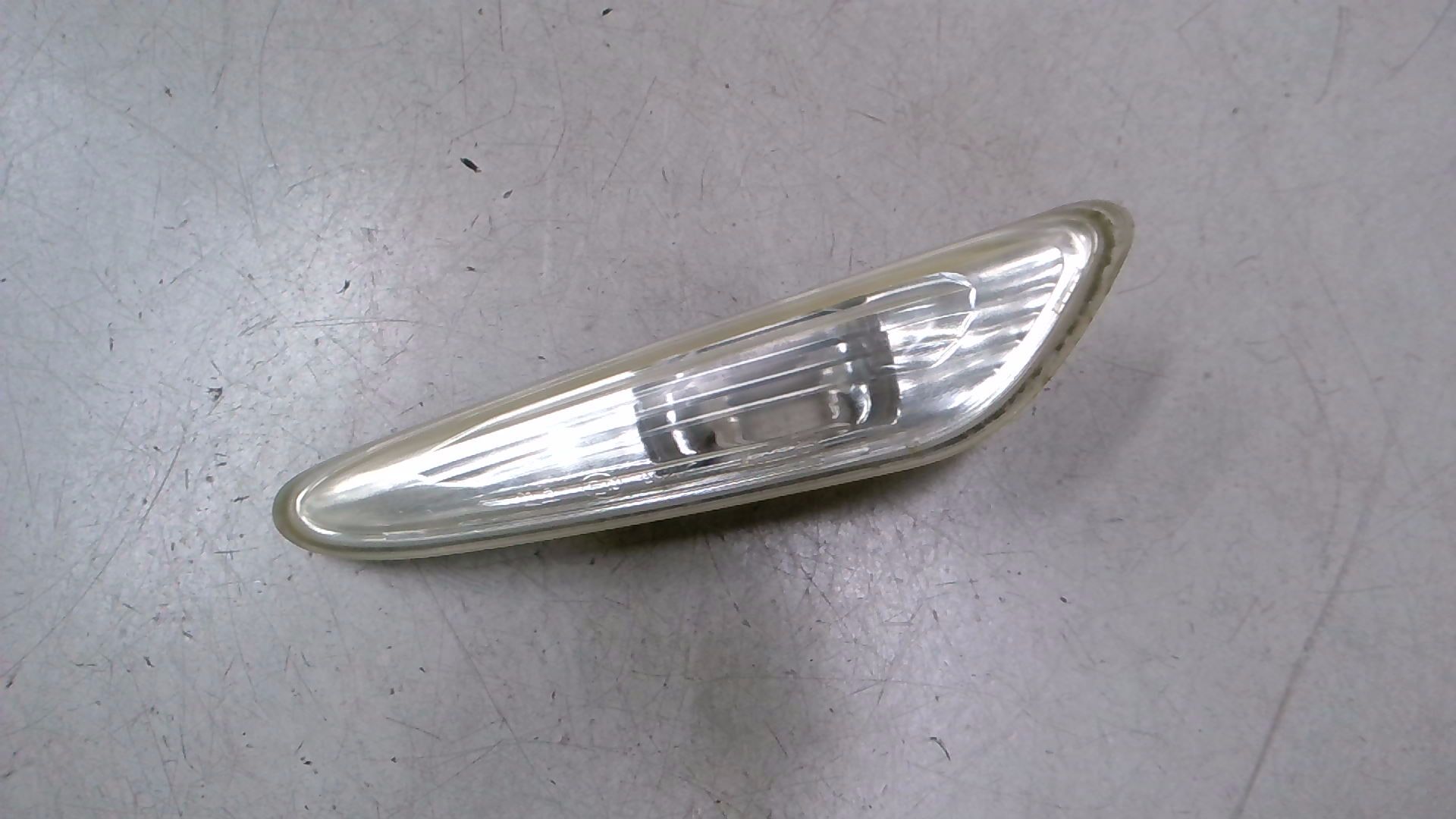 Blinker seitlich SEITENBLINKER WEISS Links