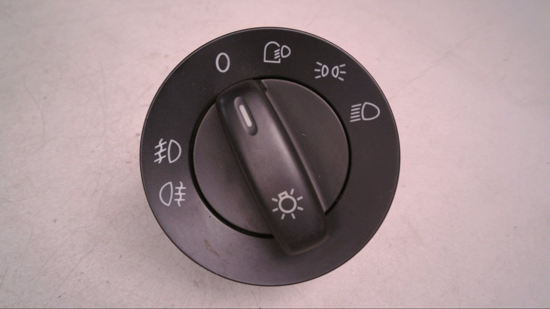 LICHTSCHALTER MIT NEBELSCHEINWERFER