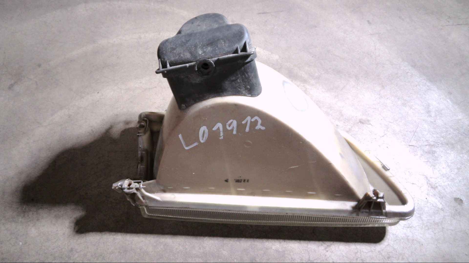 Scheinwerfer Vorne Links