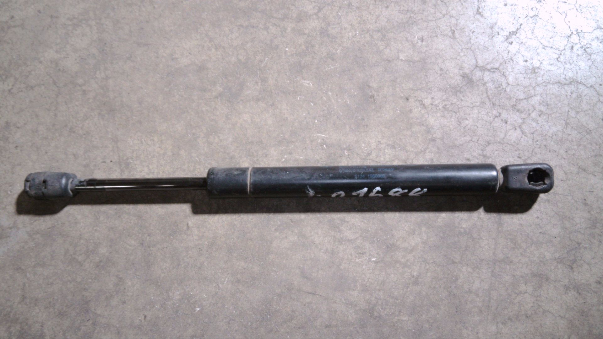 GASDRUCKDÄMPFER HINTEN LINKS